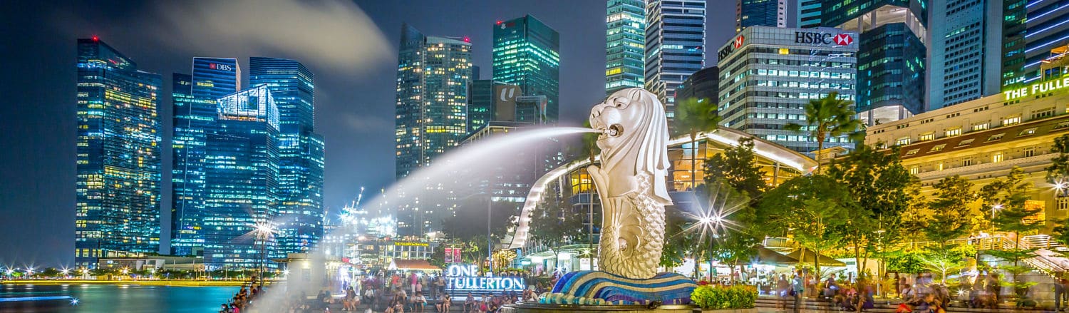 Tượng Sư tử biển Merlion là hình ảnh tượng trưng cho sự khởi đầu bình dị của Singapore khi còn là một làng chài .