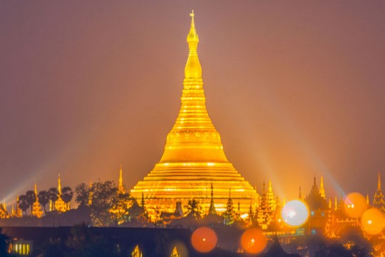 Shwe-Dagon-Pagoda-1