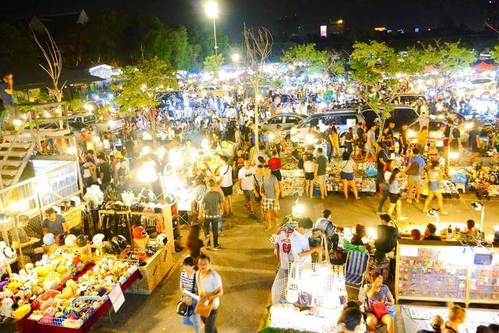 Chợ phiên Chatuchak