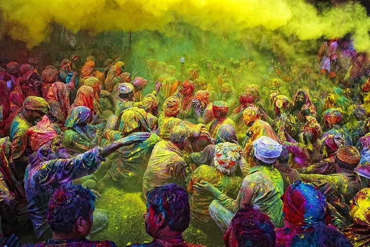 Lê hội Holi - một trong những lễ hội lớn của người dân Ấn Độ