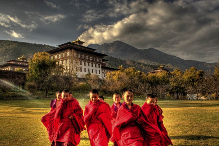 Bhutan là một quốc gia Phật giáo với hơn 70% dân số theo đạo Phật