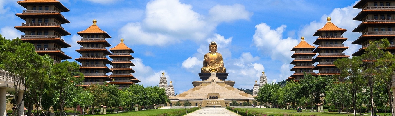 Phật Quang Sơn Tự được xem là “Thủ đô Phật Giáo Đài Nam”, là thánh địa Phật Giáo cực kỳ nổi tiếng với lối kiến trúc hùng vĩ, là ngôi chùa lớn nhất Đài Loan