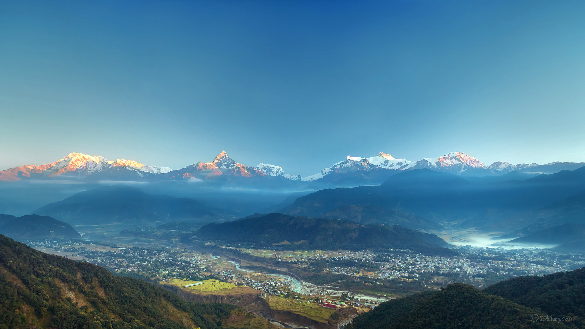 Village in Gandaki, Annapurna Range, Nepal без смс