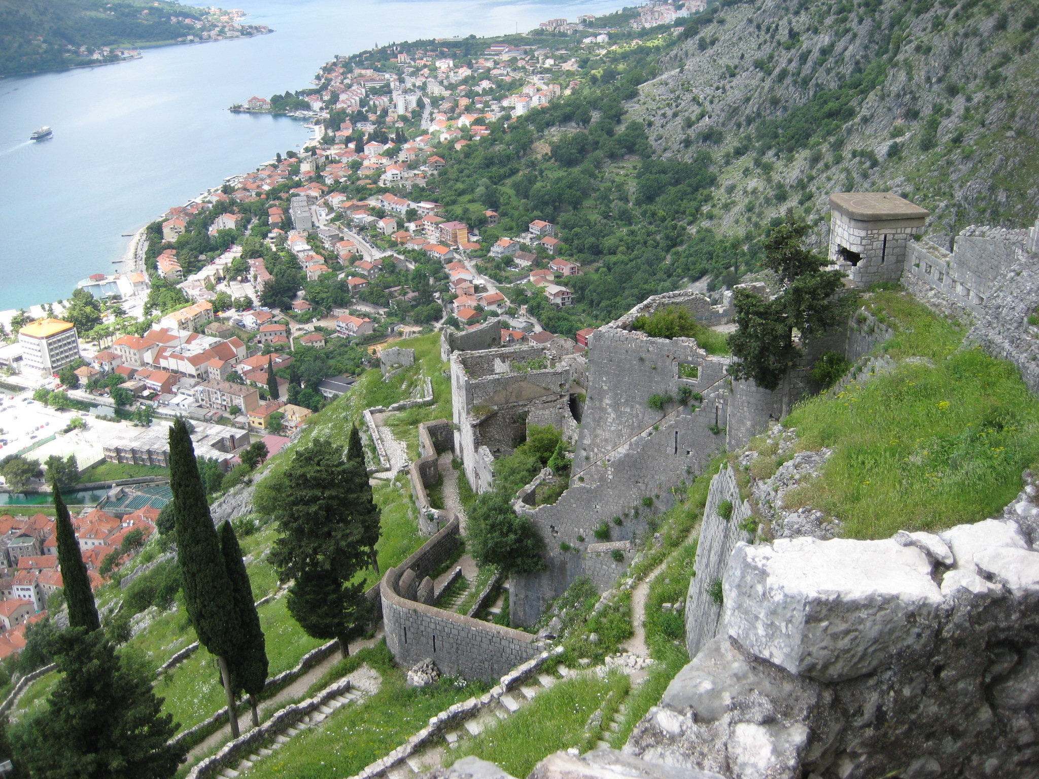 kotor-fortress-hike-2