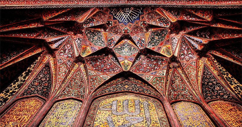 artwork-in-wazir-khan-mosque