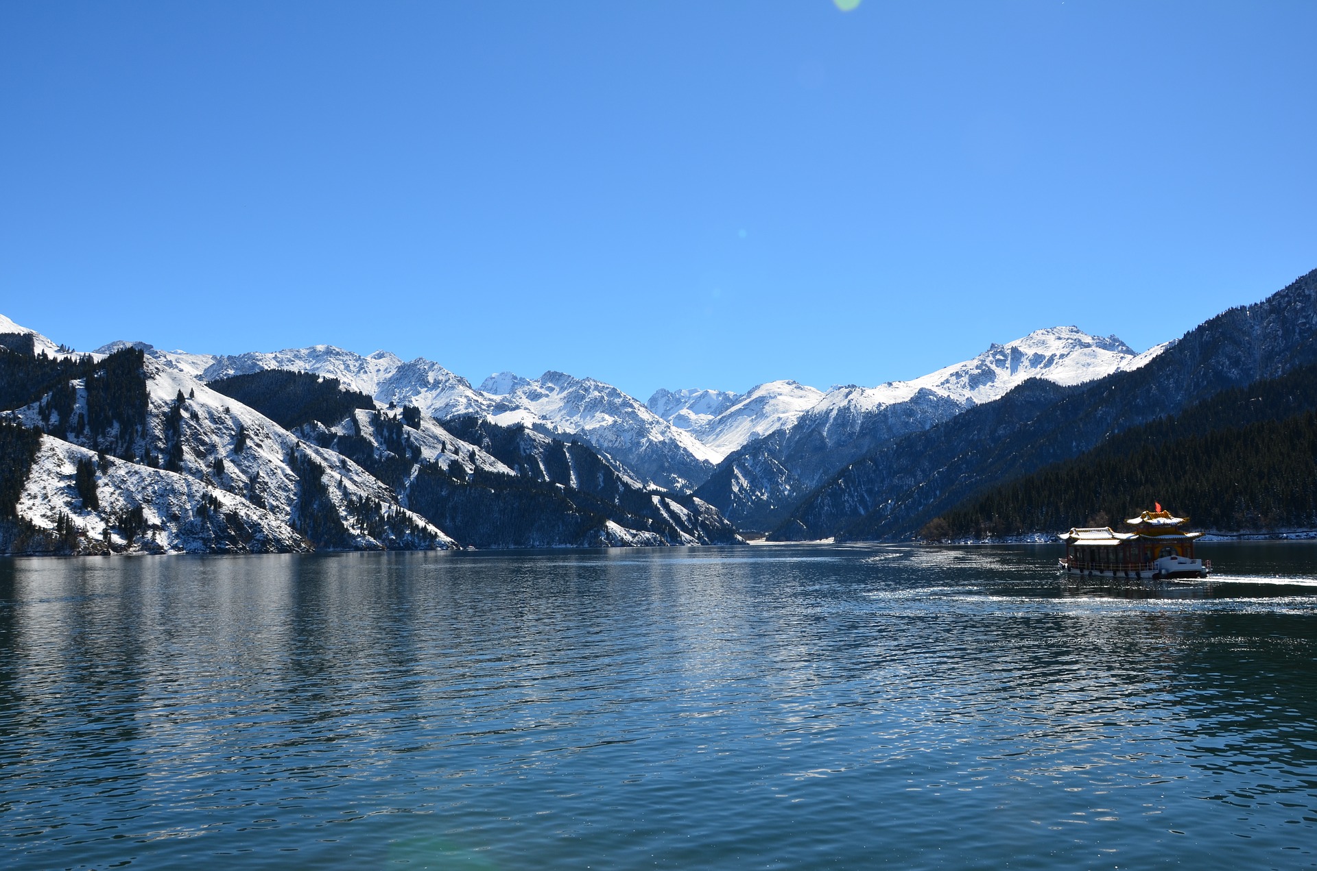 tianchi-lake