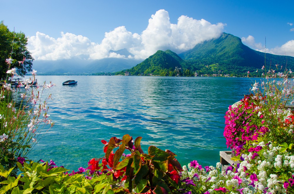 lake-annecy-simon-dannhauer