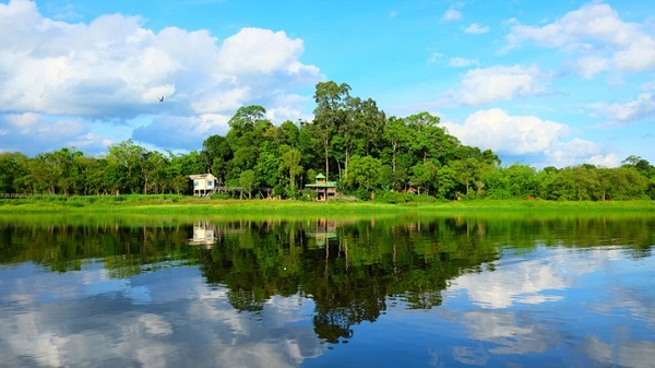 Hồ Bàu Sấu. 