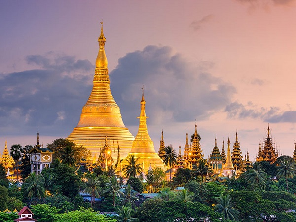 Chùa vàng Shwedagon trên đồi Singuttara.
