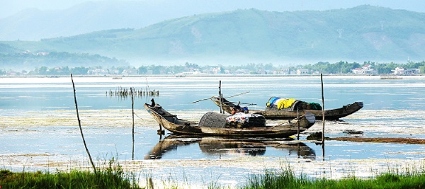 Sự bình lặng, êm ả của phá Tam Giang.