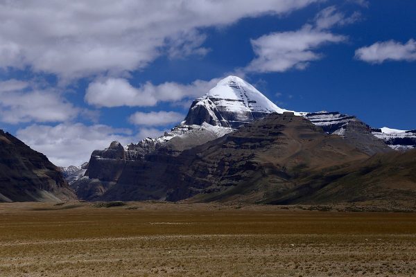 Núi thiêng Kailash