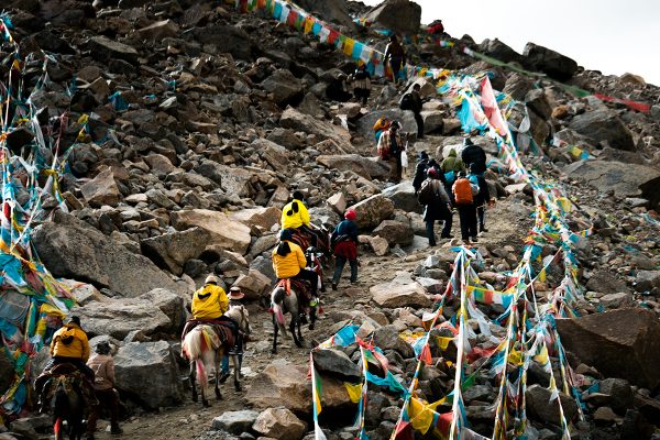 Hành hương núi thiêng Kailash