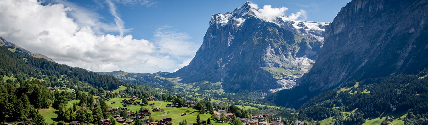 Grindelwald - nơi được mệnh danh là Thảo nguyên trên núi. Luôn lọt vào top những địa điểm nhất định phải đến khi tham quan Thụy Sĩ.