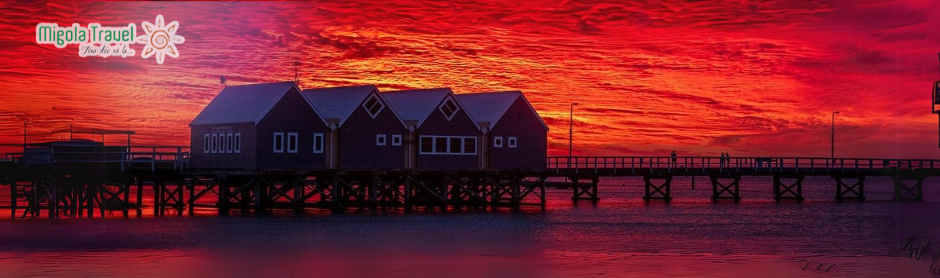 Busselton Jetty - Là một cầu cảng nằm ở Busselton, Tây Úc. Đây là cầu cảng gỗ dài nhất ở Nam bán cầu với chiều dài 1.841 mét. Tại đây còn có tuyến đường sắt đưa du khách tham quan dọc theo chiều dài của cây cầu, với điểm đến là “Đài quan sát dưới nước” – Một trong sáu thủy cung tự nhiên lớn nhất thế giới.