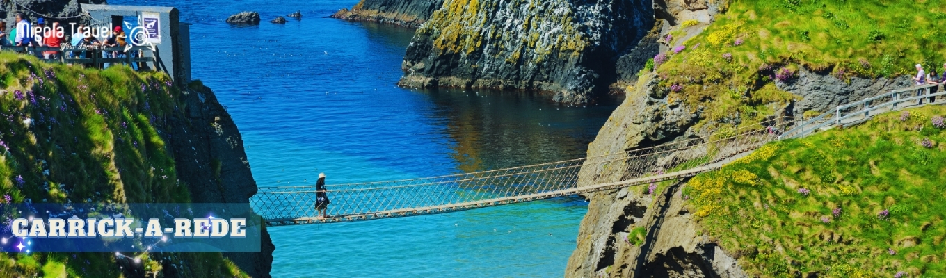 Cầu treo Carrick-a-Rede, cây cầu dây nối một hòn đảo nhỏ ngoài khơi Đại Tây Dương với bờ biển Antrim. Carrick-a-Rede từng giúp những ngư dân tại vùng Antrim trong công việc đánh bắt cá hồi Đại Tây Dương.