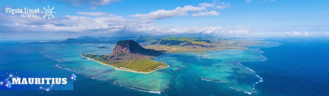 Mauritius là một quốc đảo xinh đẹp ở Ấn Độ Dương, nổi tiếng với bãi biển cát trắng, nước biển trong xanh và rạn san hô đa dạng. Quốc gia này còn hấp dẫn du khách bởi sự giao thoa văn hóa độc đáo giữa châu Phi, châu Á và châu Âu.